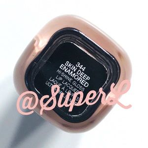 Marc Jacobs Makeup - 2/$20 Marc Jacobs enamored lip gloss lacquer Marc Jacobs Makeup - 2/$20 Marc Jacobs enamored lip gloss lacquer